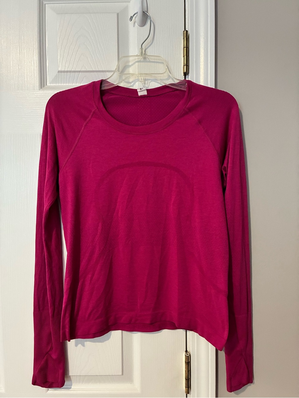 Lululemon Swifly Tech - Women's Long-Sleeve Crewneck Top - Fuchsia Pink